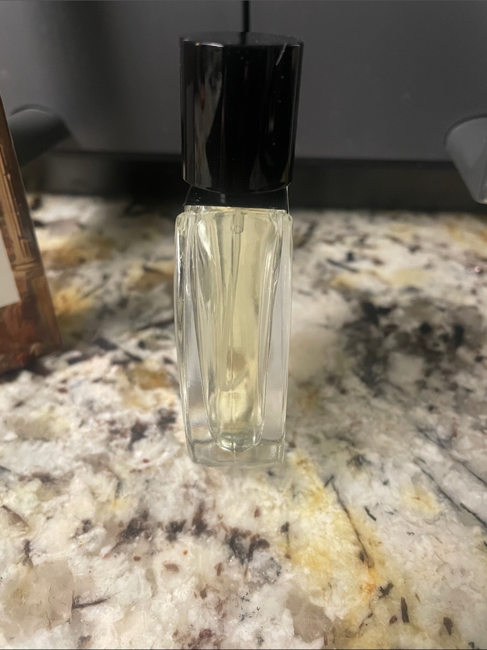 GODA Extrait de Parfum - Allure
~long lasting~brand new recently purchased!! - Picture 4 of 6